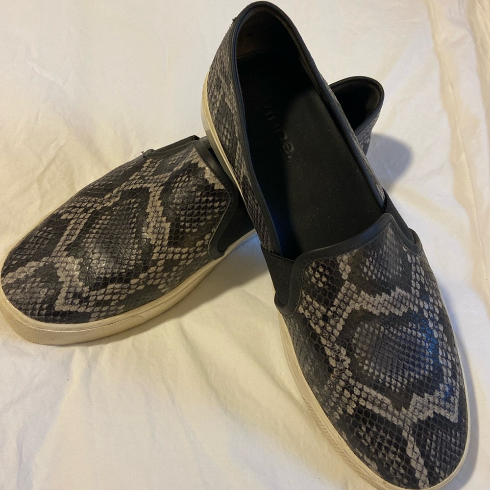 Vince slip in loafers in lizard print